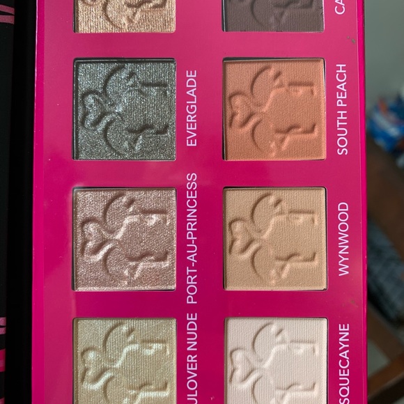 Miami Mini Pallete - Picture 2 of 2